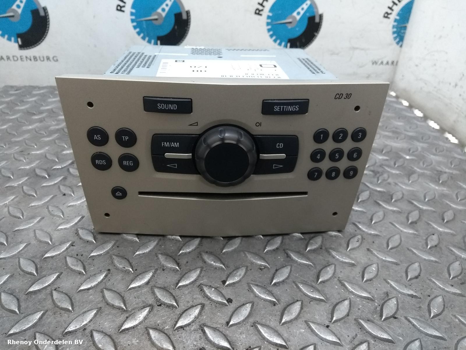 Bekijk Auto-onderdeel RADIO OPEL / VAUXHALL CORSA 2010