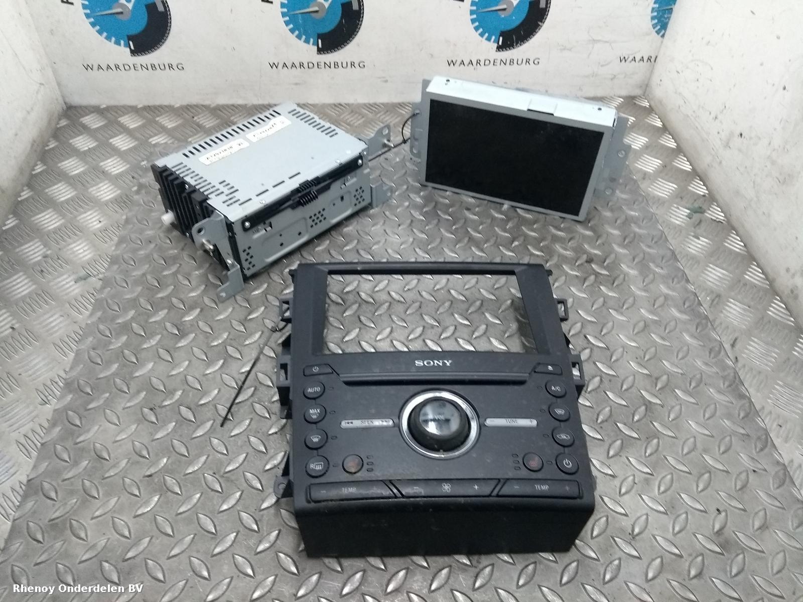 View Auto part SAT_NAV_UNIT FORD MONDEO 2015