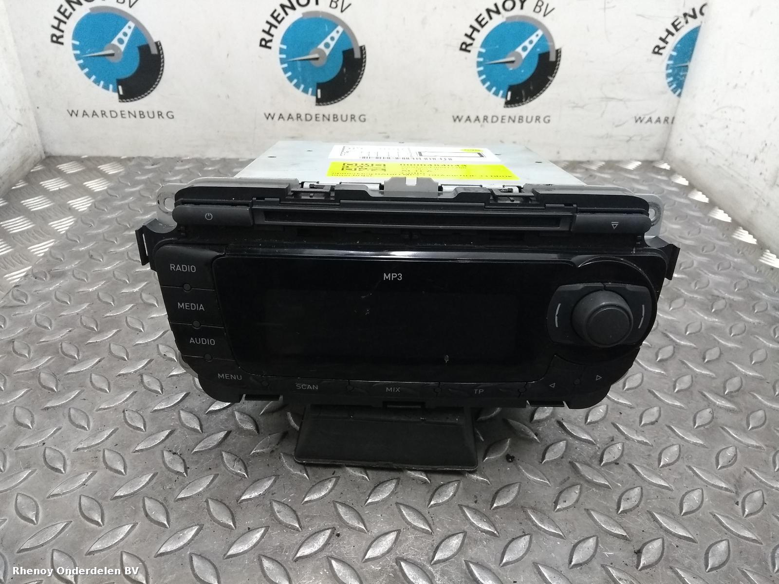 Bekijk Auto-onderdeel RADIO SEAT ALTEA 2009