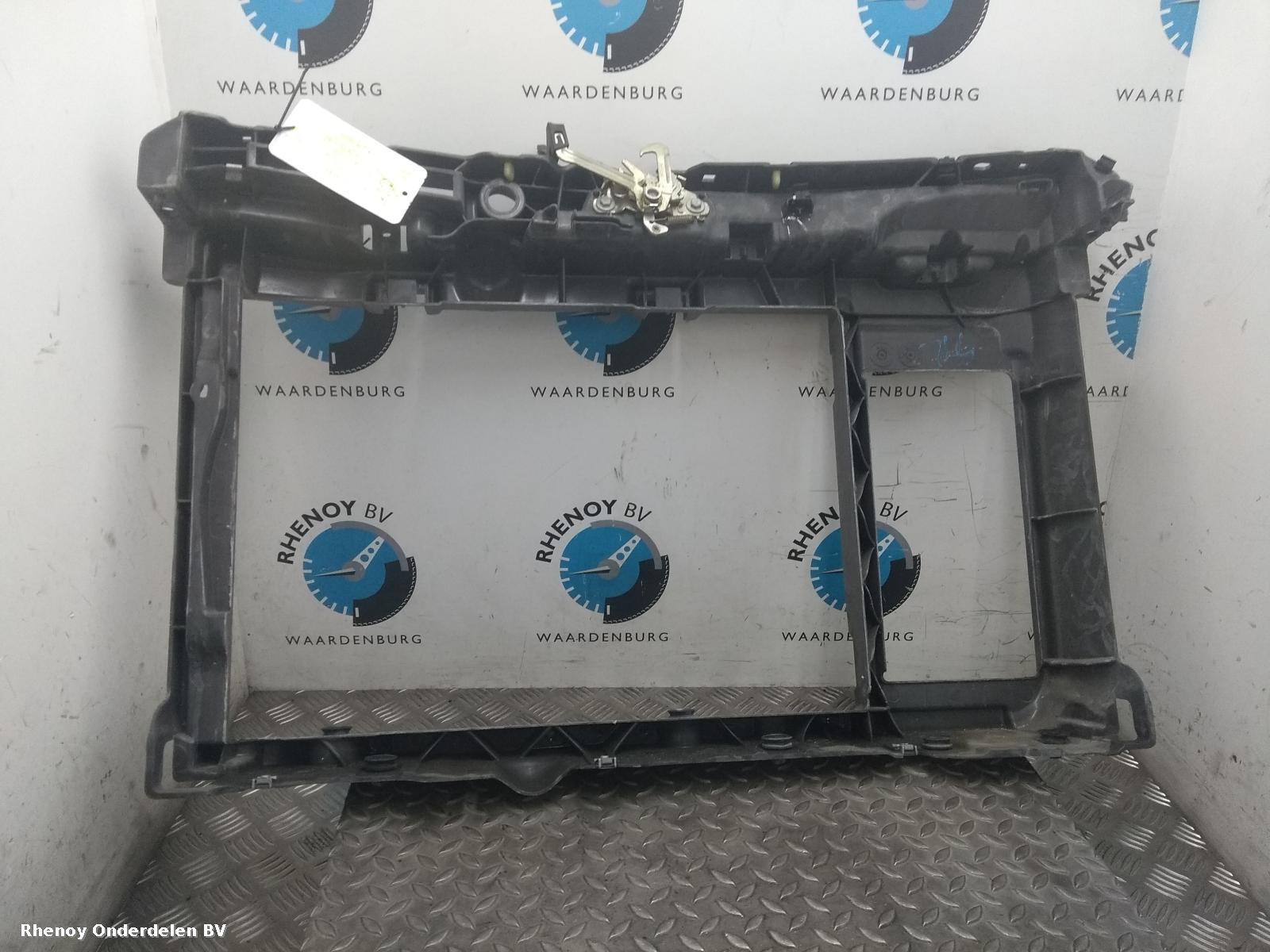 Bekijk Auto-onderdeel VOORFRONT CITROEN DS3 2013