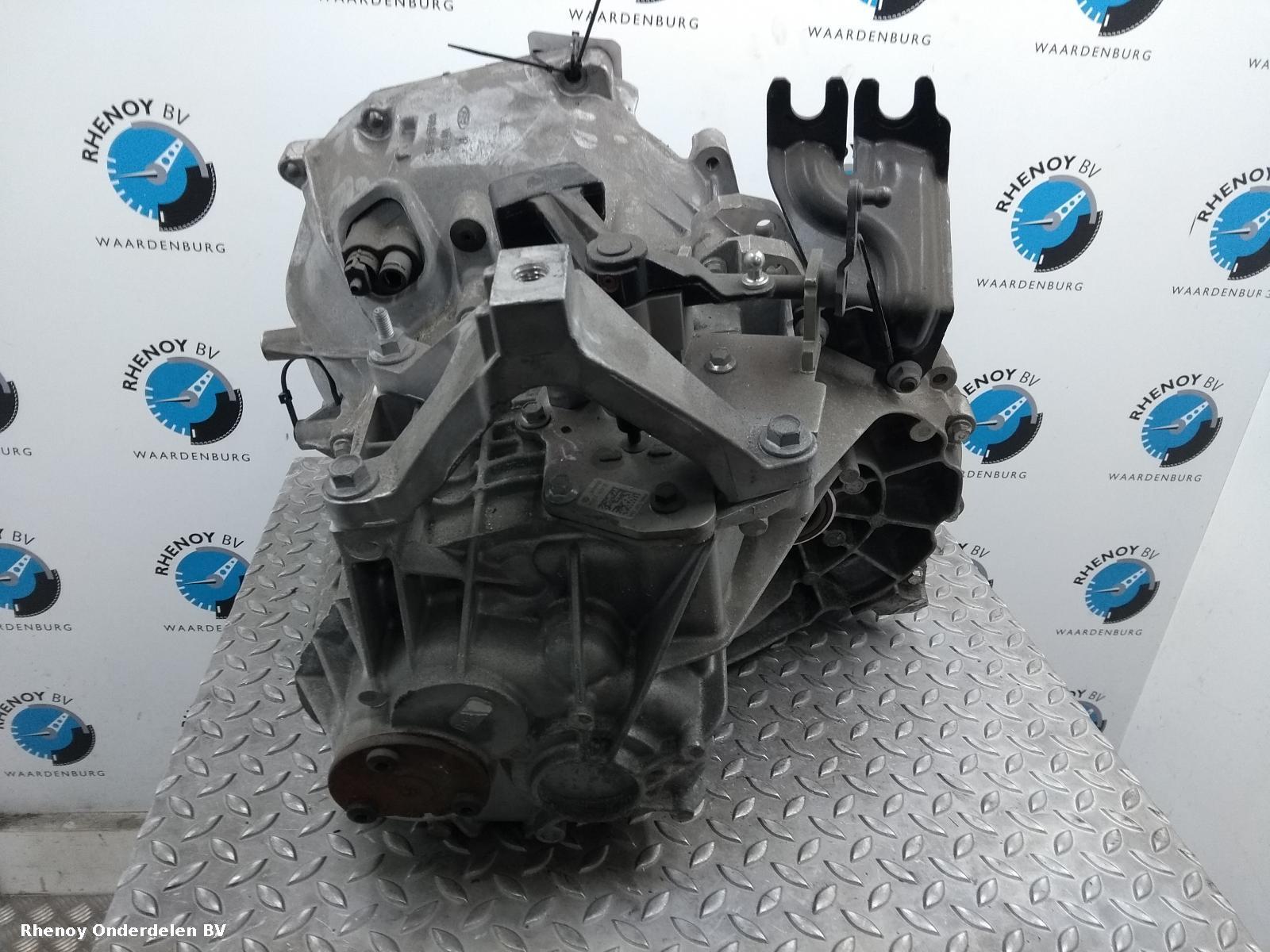 View Auto part TRANSMISSIE / VERSNELLINGSBAK FORD MONDEO 2013