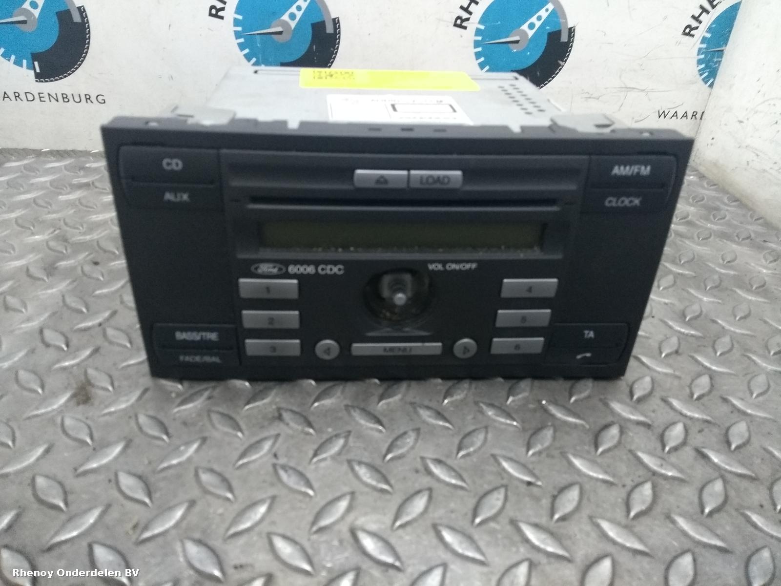 Bekijk Auto-onderdeel RADIO FORD TRANSIT 2007