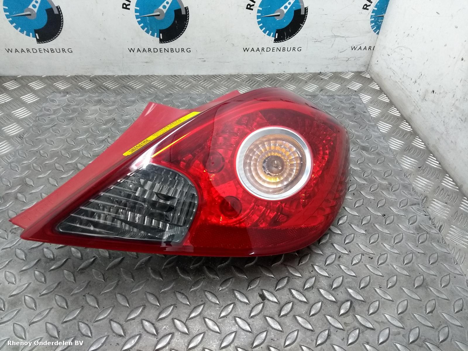 Bekijk Auto-onderdeel ACHTERLICHT R OPEL / VAUXHALL CORSA 2007