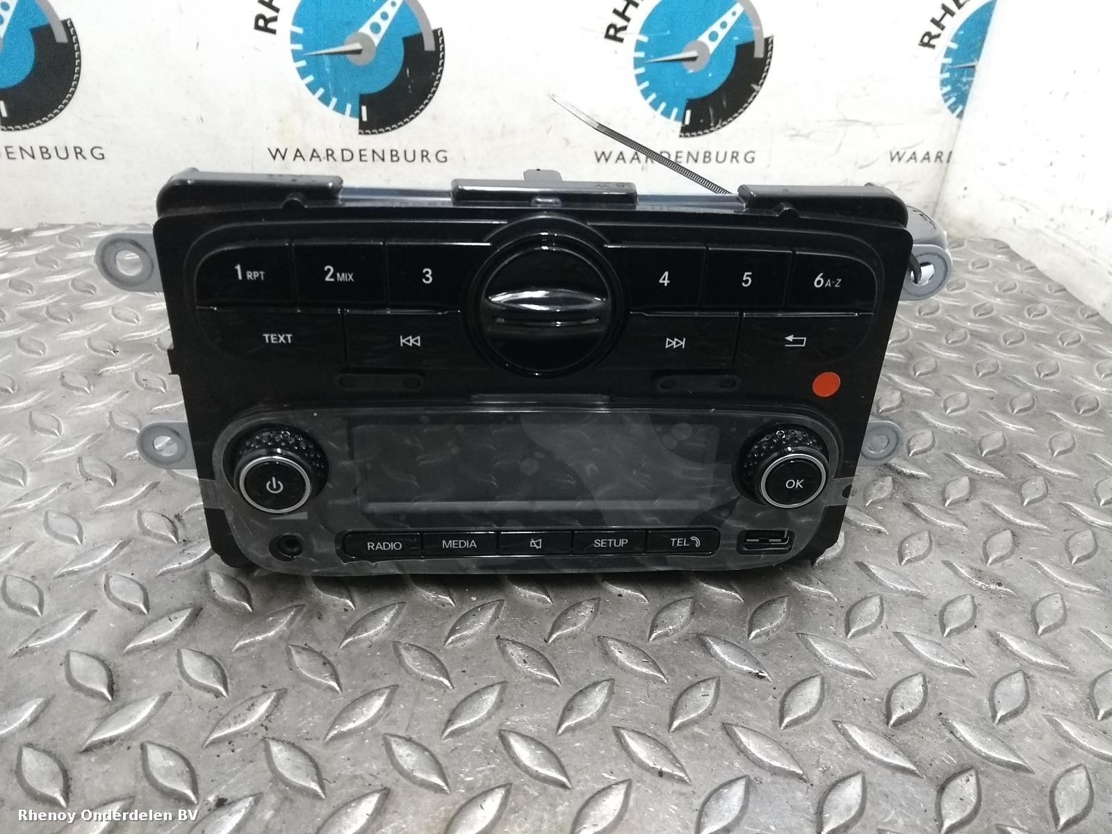 View Auto part A/V Equipment SMART FORFOUR 2014