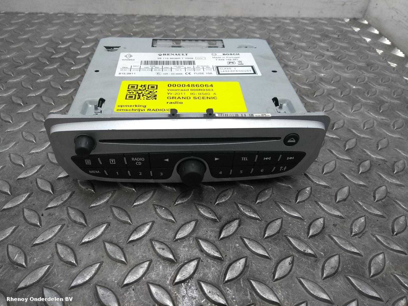 Bekijk Auto-onderdeel RADIO RENAULT SCENIC 2011