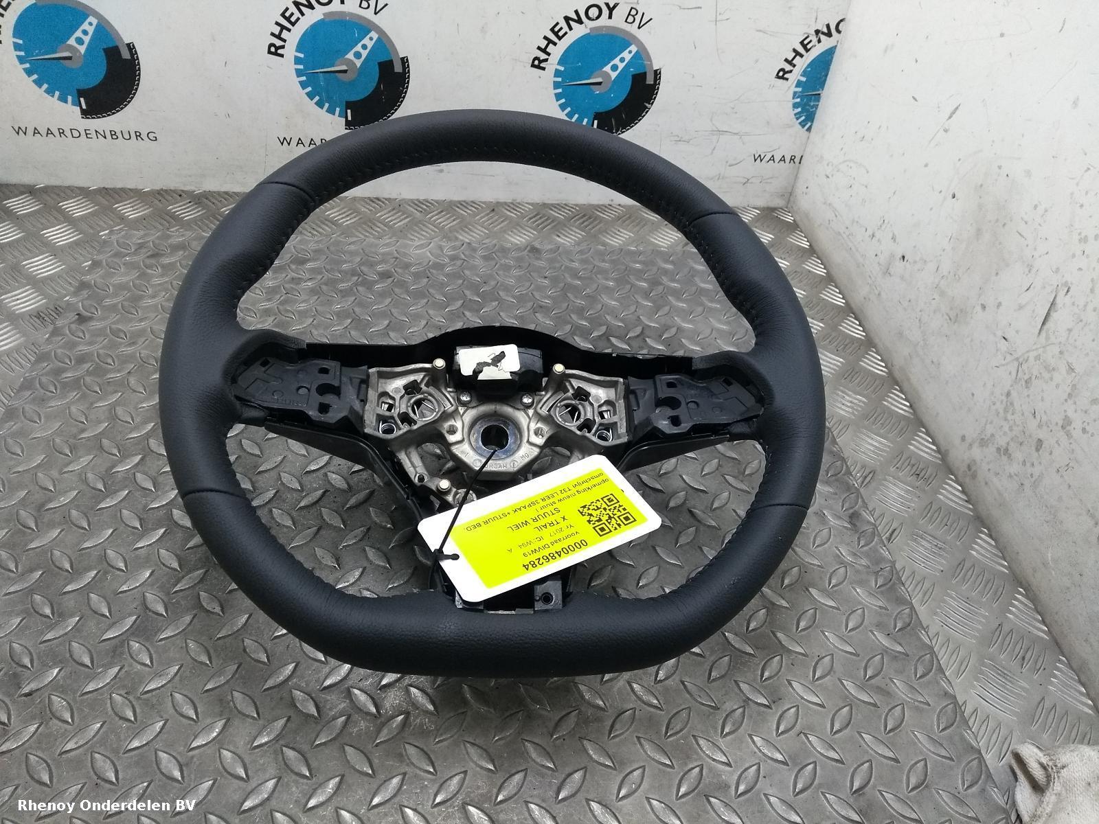 Bekijk Auto-onderdeel STUURWIEL NISSAN X TRAIL 2017