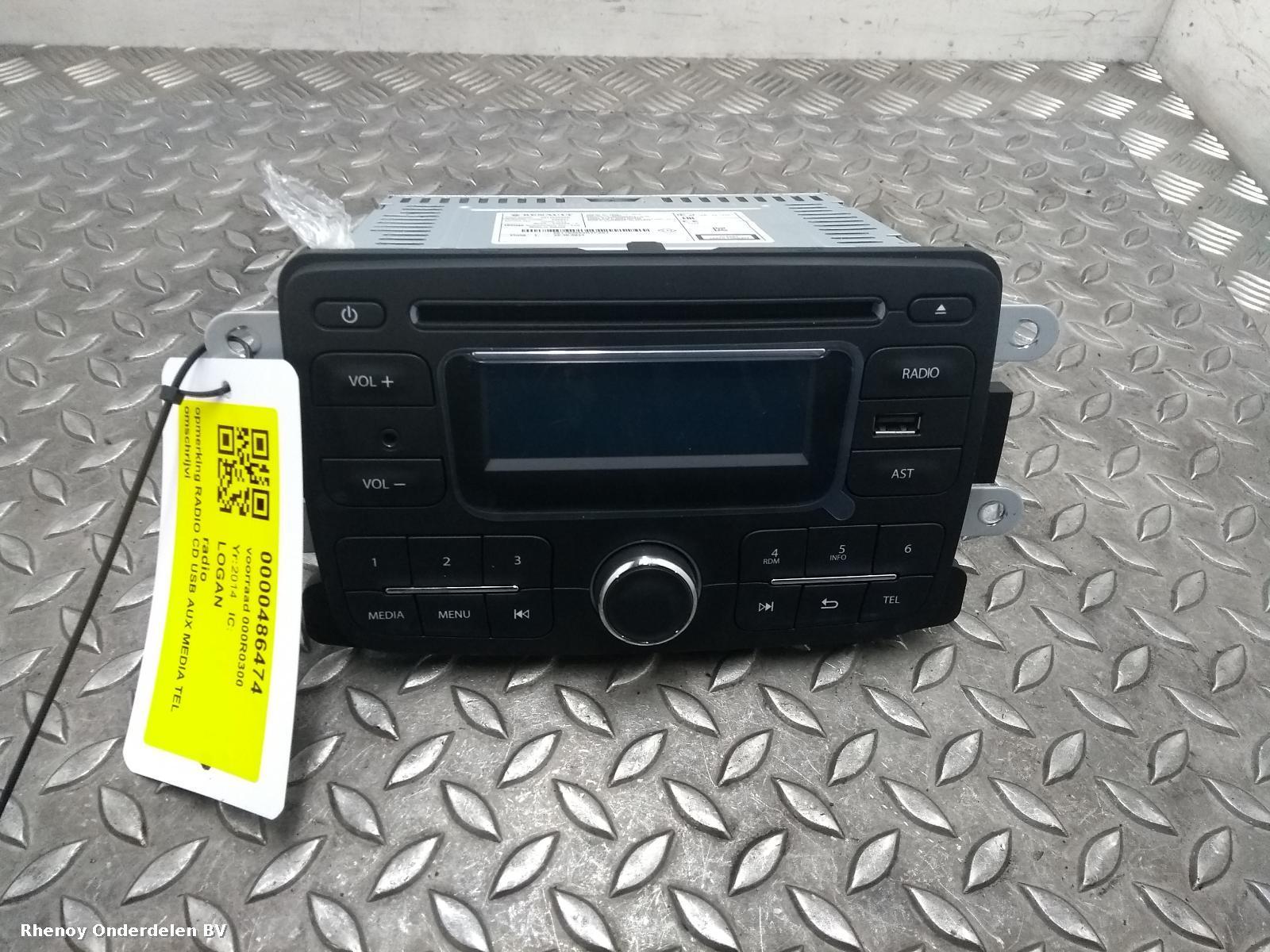 Bekijk Auto-onderdeel RADIO DACIA LOGAN 2014