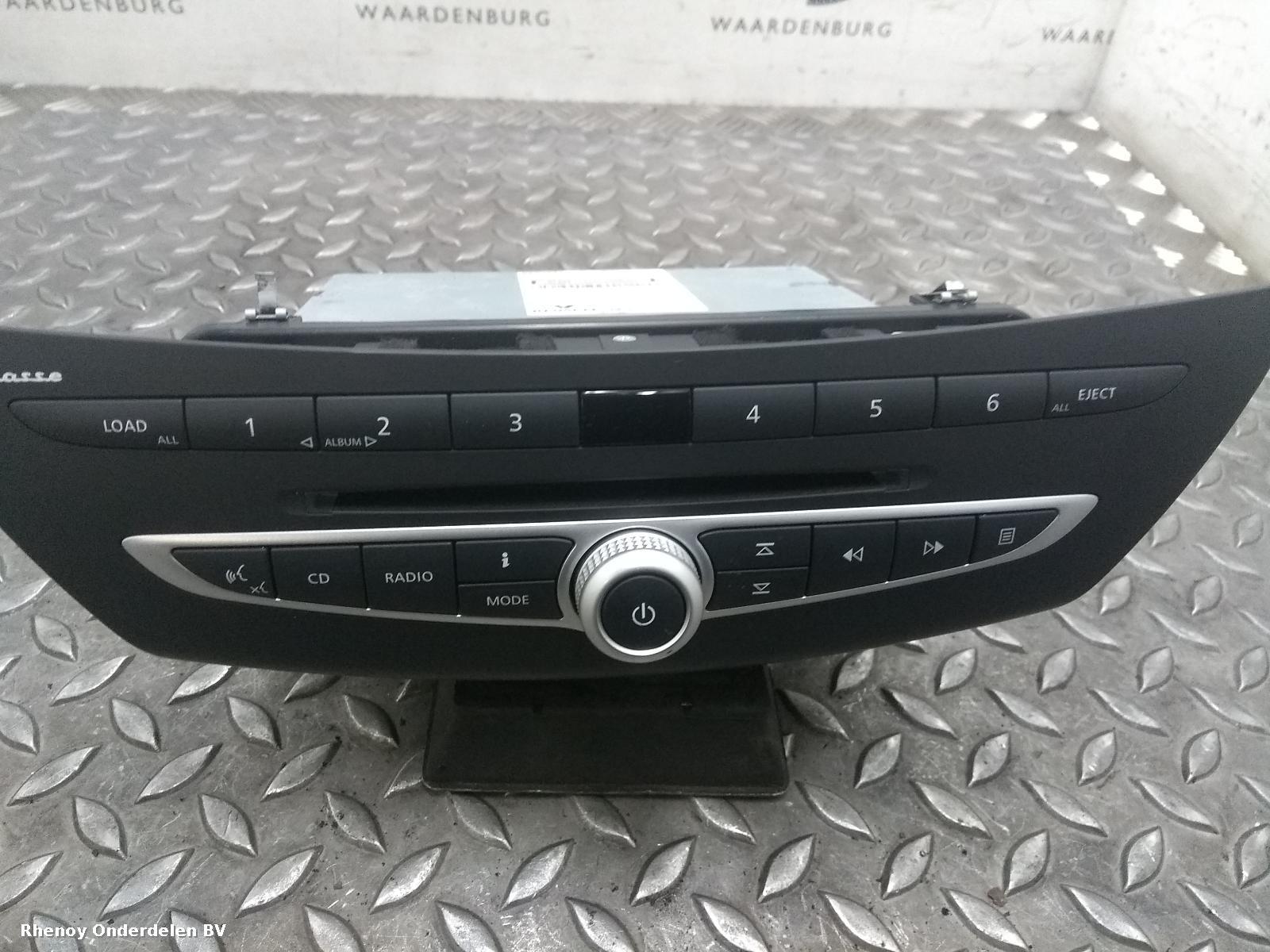 View Auto part A/V Equipment RENAULT LAGUNA 2009