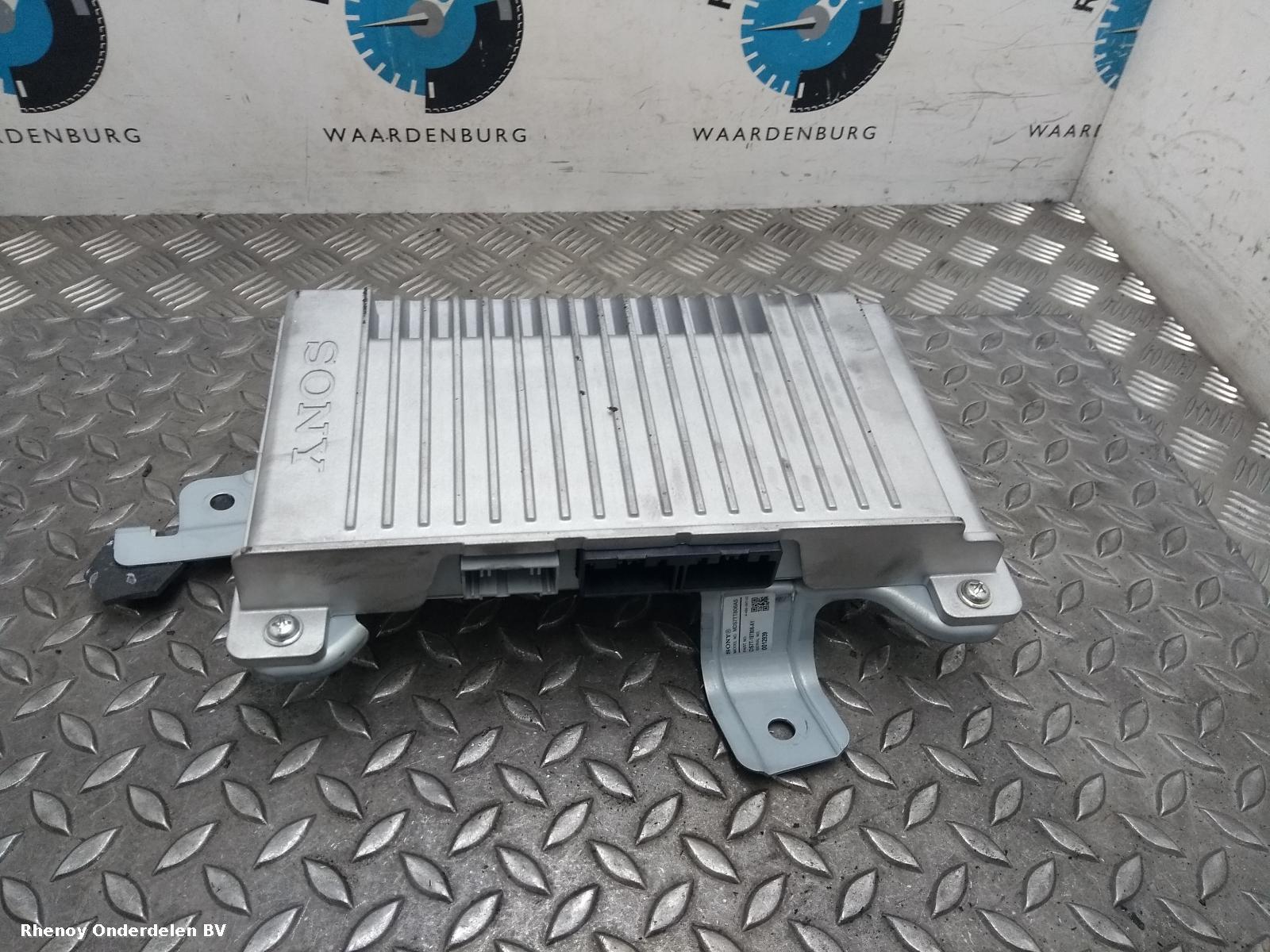 Bekijk Auto-onderdeel VERSTERKER UNIT AUDIO FORD MONDEO 2016