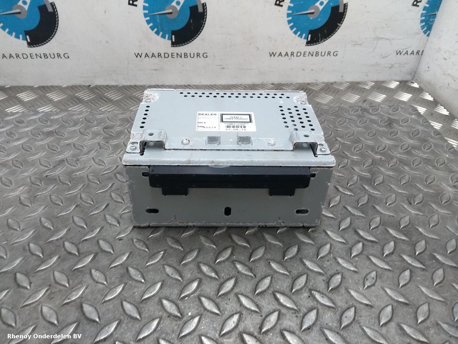Bekijk Auto-onderdeel RADIO FORD FIESTA 2016