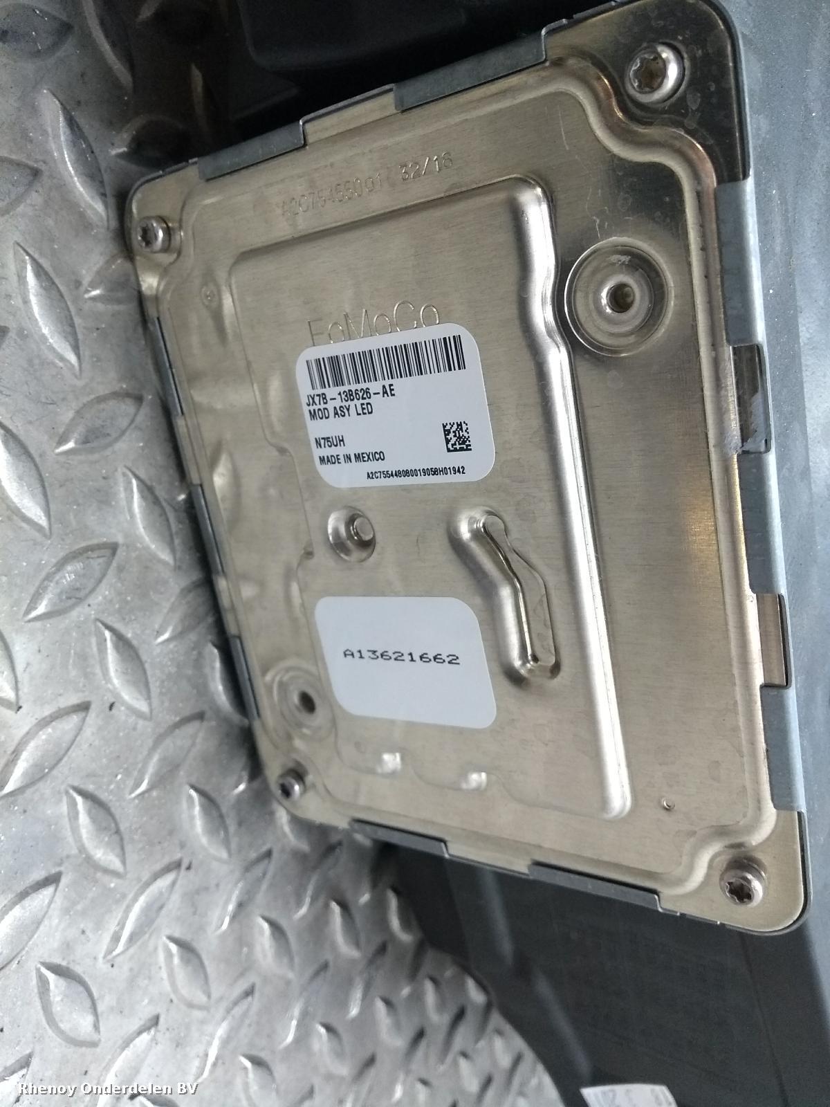 View Auto part KOPLAMP R FORD FOCUS 2018