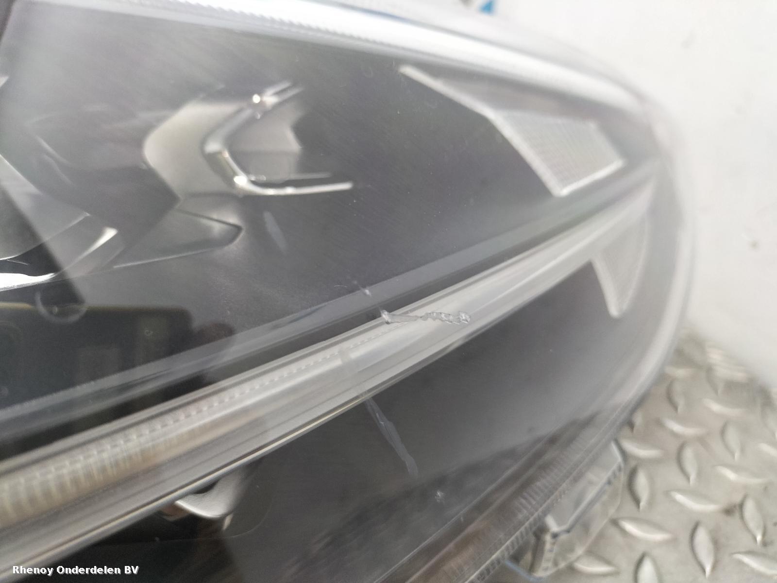 View Auto part KOPLAMP R FORD FOCUS 2019