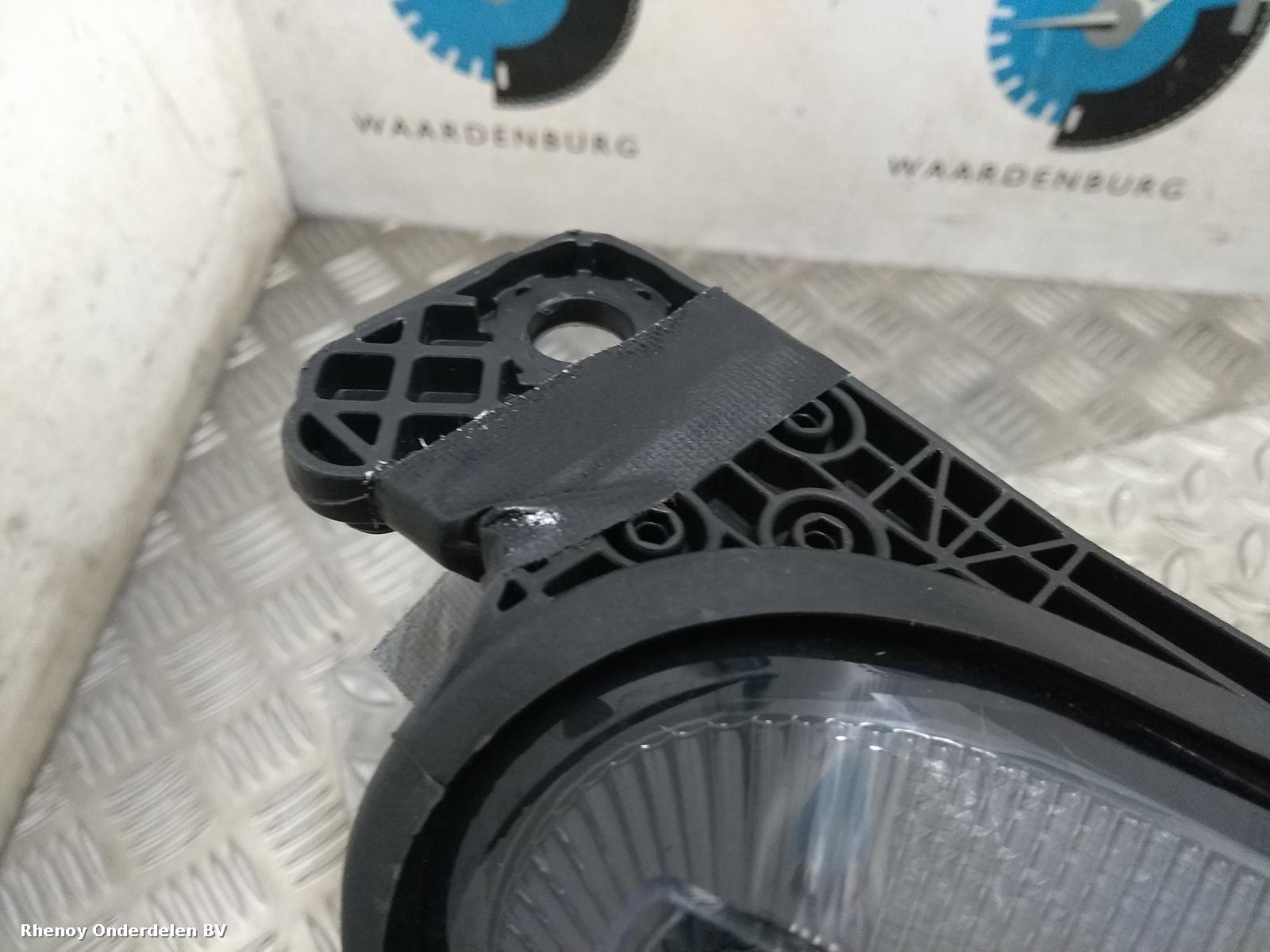 View Auto part KOPLAMP R FORD FOCUS 2019