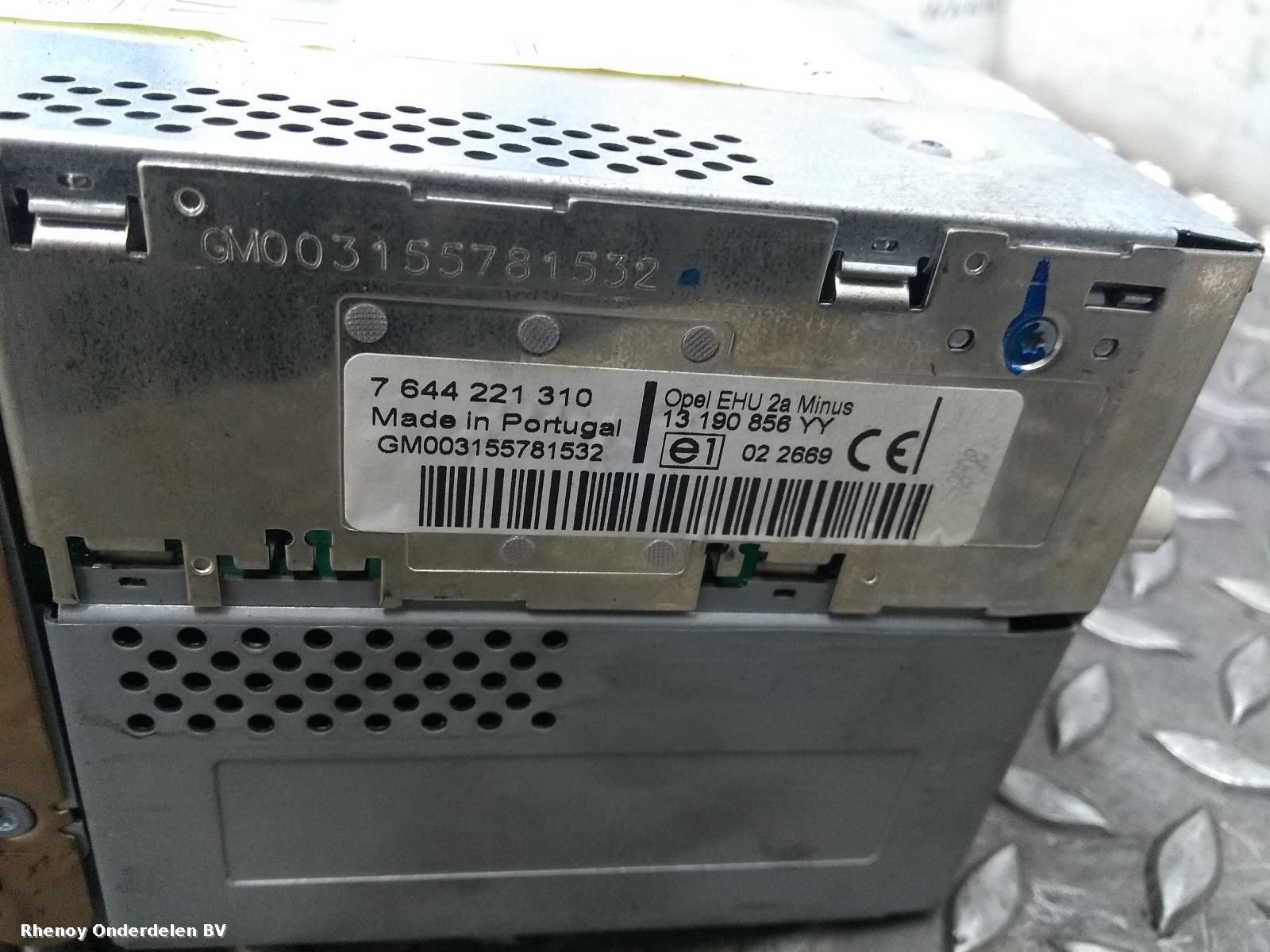 View Auto part RADIO OPEL / VAUXHALL ZAFIRA 2006