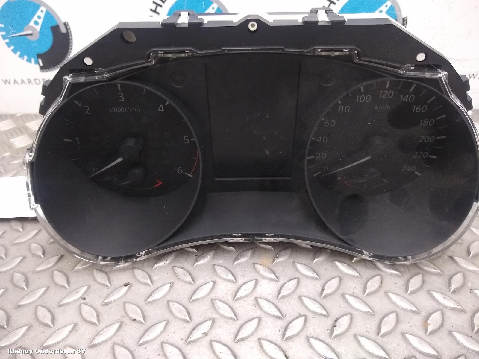 View Auto part KLOKKENPANEEL NISSAN QASHQAI 2016