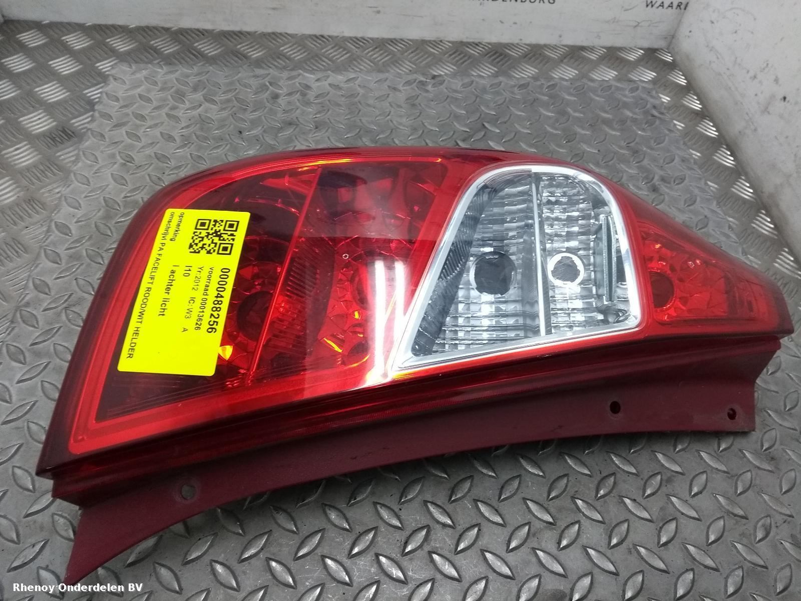 Bekijk Auto-onderdeel ACHTERLICHT L HYUNDAI I10 2012