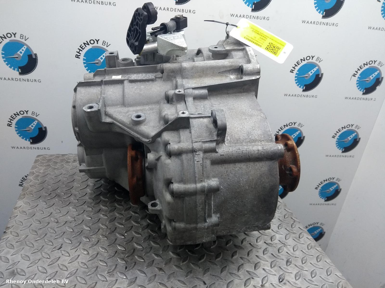 View Auto part TRANSMISSIE / VERSNELLINGSBAK VOLKSWAGEN GOLF SV 2014