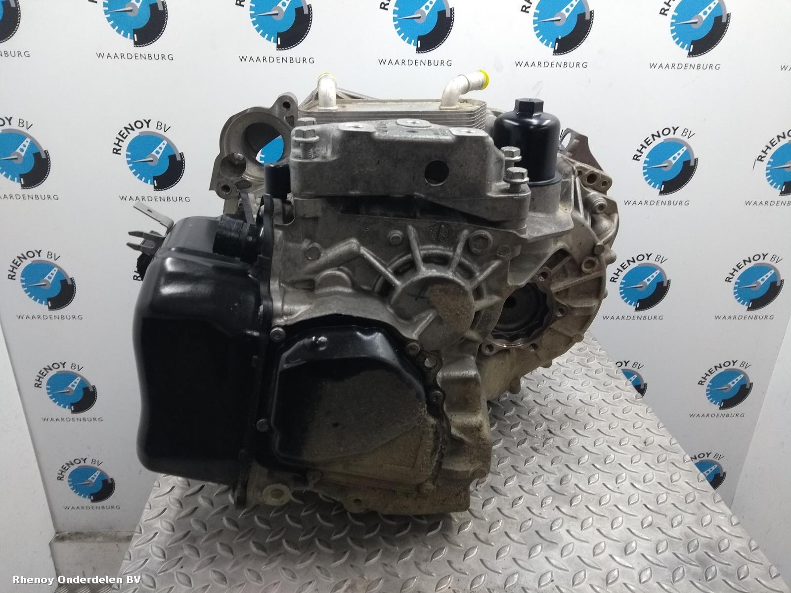 View Auto part TRANSMISSIE / VERSNELLINGSBAK VOLKSWAGEN GOLF SV 2015