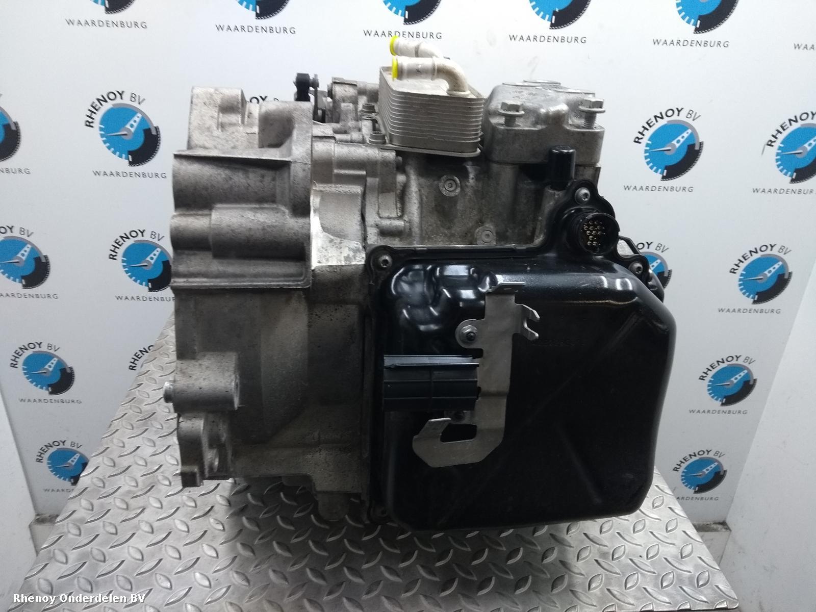 View Auto part TRANSMISSIE / VERSNELLINGSBAK VOLKSWAGEN GOLF SV 2015