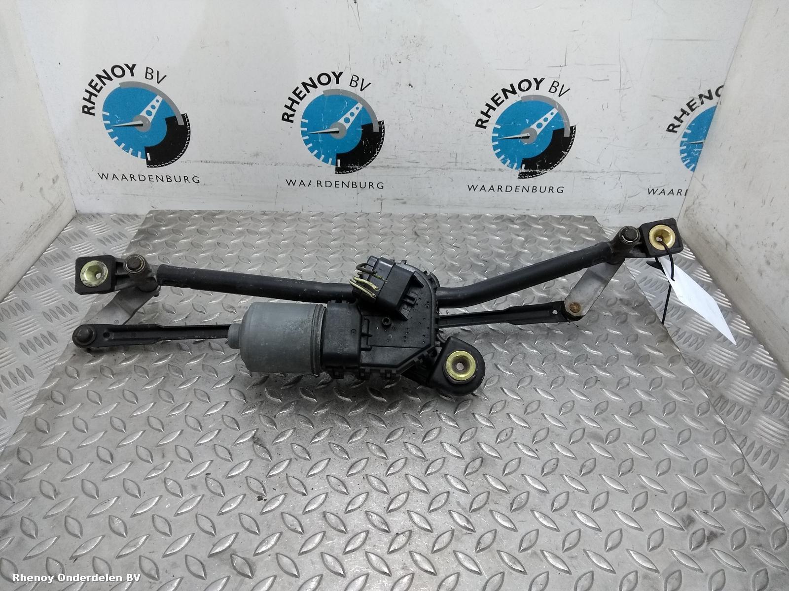 View Auto part RUITENWISSERMOTOR VOOR JAGUAR X TYPE 2002