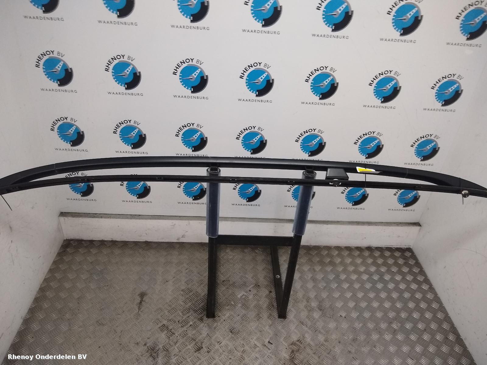 Bekijk Auto-onderdeel DAK RAIL BMW 3 SERIES 2006