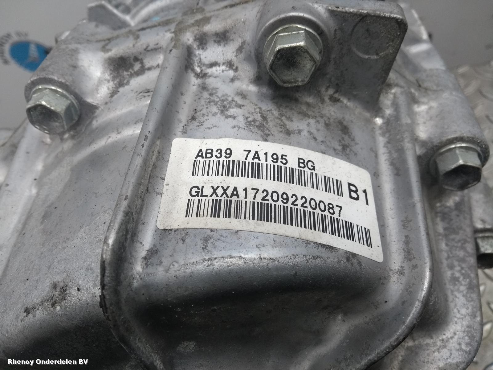 View Auto part TUSSENBAK FORD RANGER 2018