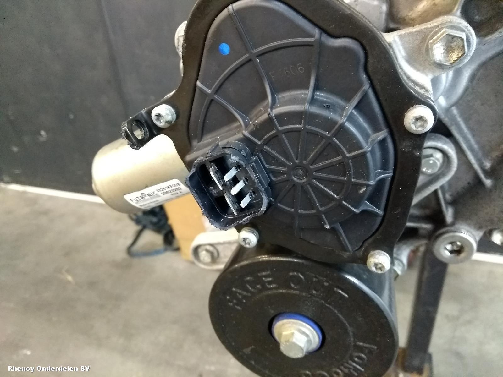 View Auto part TUSSENBAK FORD RANGER 2018
