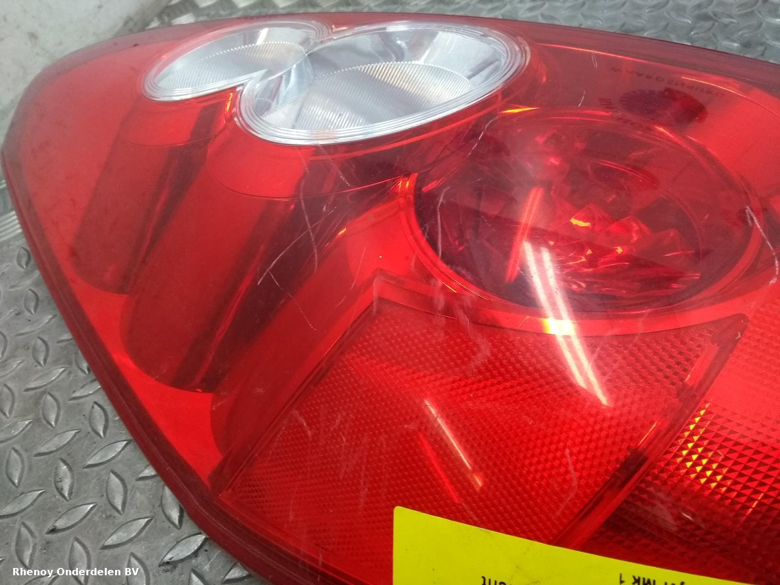 View Auto part ACHTERLICHT L MAZDA 5  2006