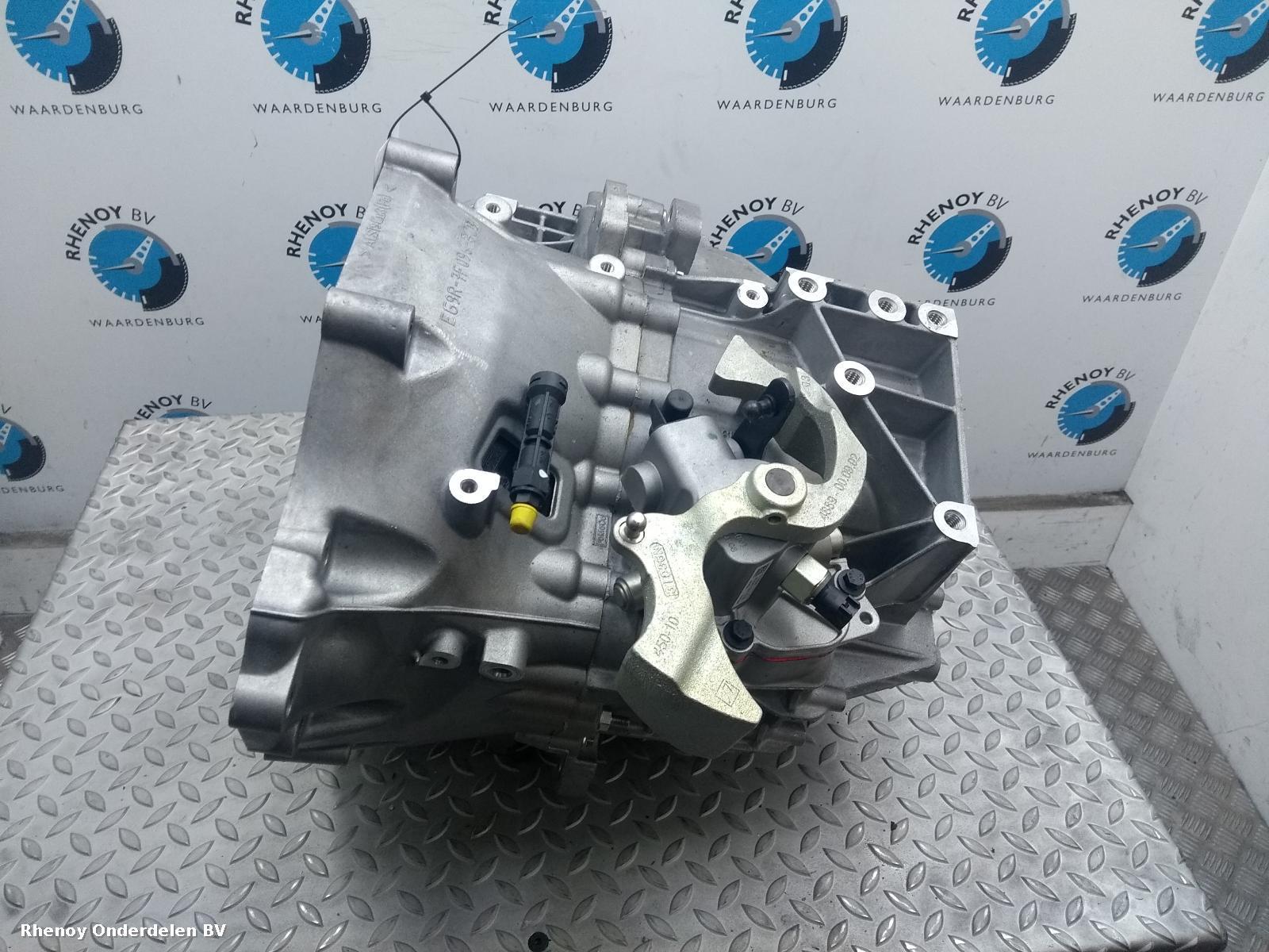 View Auto part TRANSMISSIE / VERSNELLINGSBAK FORD S MAX 2017