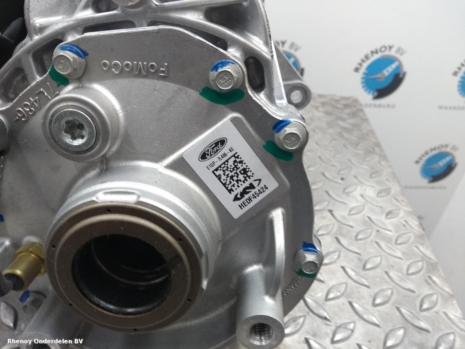 View Auto part TUSSENBAK FORD S MAX 2017