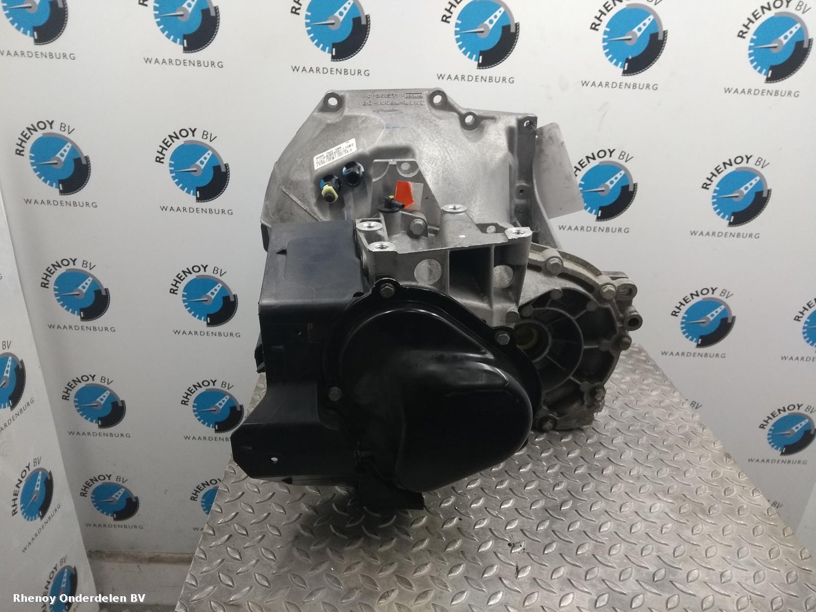 View Auto part TRANSMISSIE / VERSNELLINGSBAK FORD FIESTA 2015