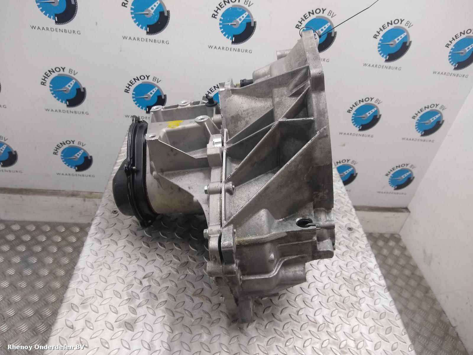 View Auto part TRANSMISSIE / VERSNELLINGSBAK FORD B MAX 2015