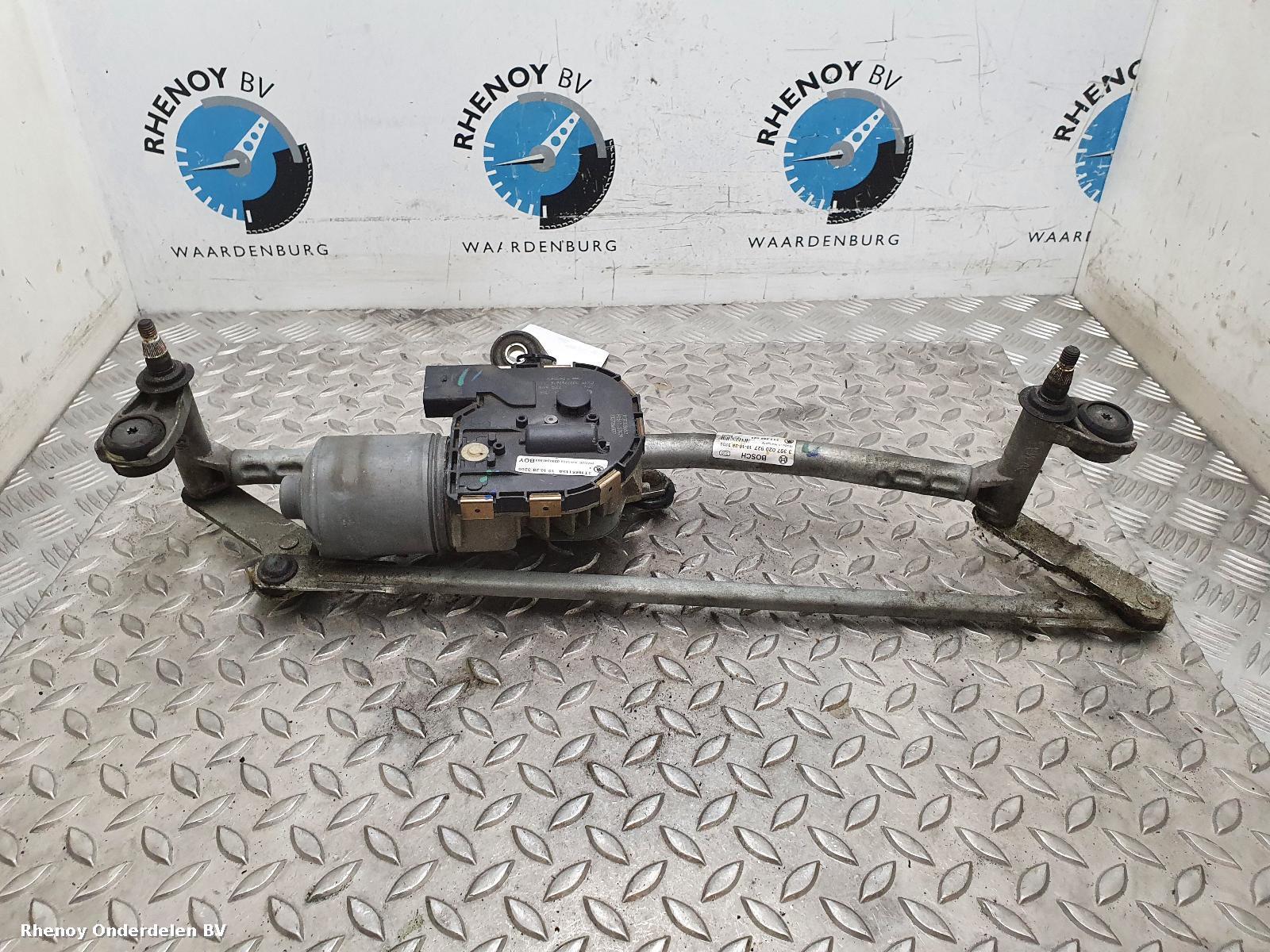 View Auto part Wiper Motor Front SKODA SUPERB 2011