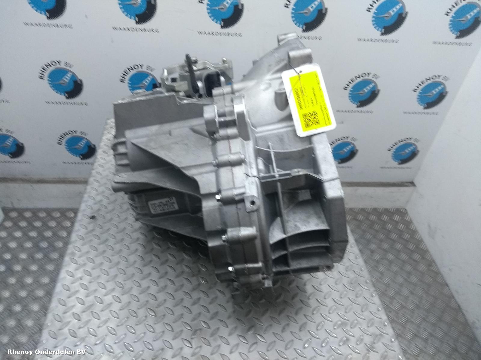 2016 FORD S MAX TRANSMISSIE / VERSNELLINGSBAK View Auto part TRANSMISSIE / VERSNELLINGSBAK FORD S MAX 2016