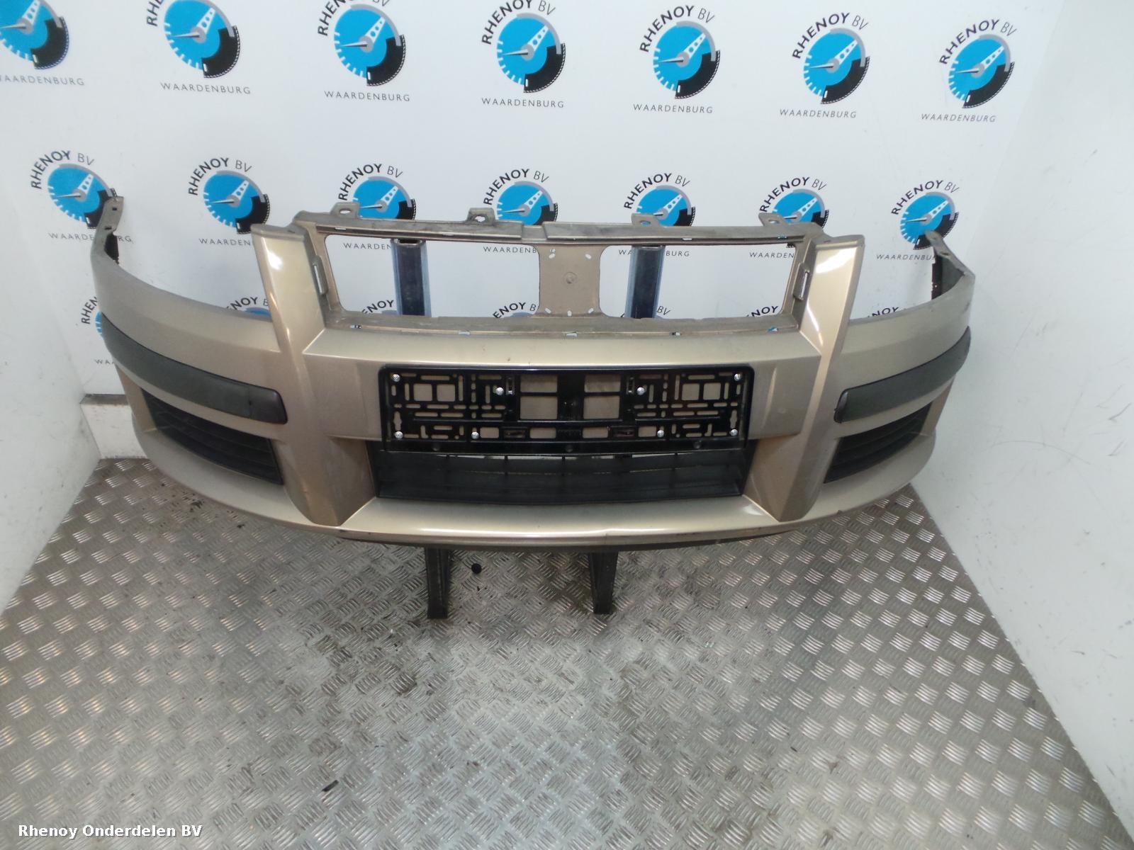Bekijk Auto-onderdeel VOORBUMPER FIAT STILO 2006