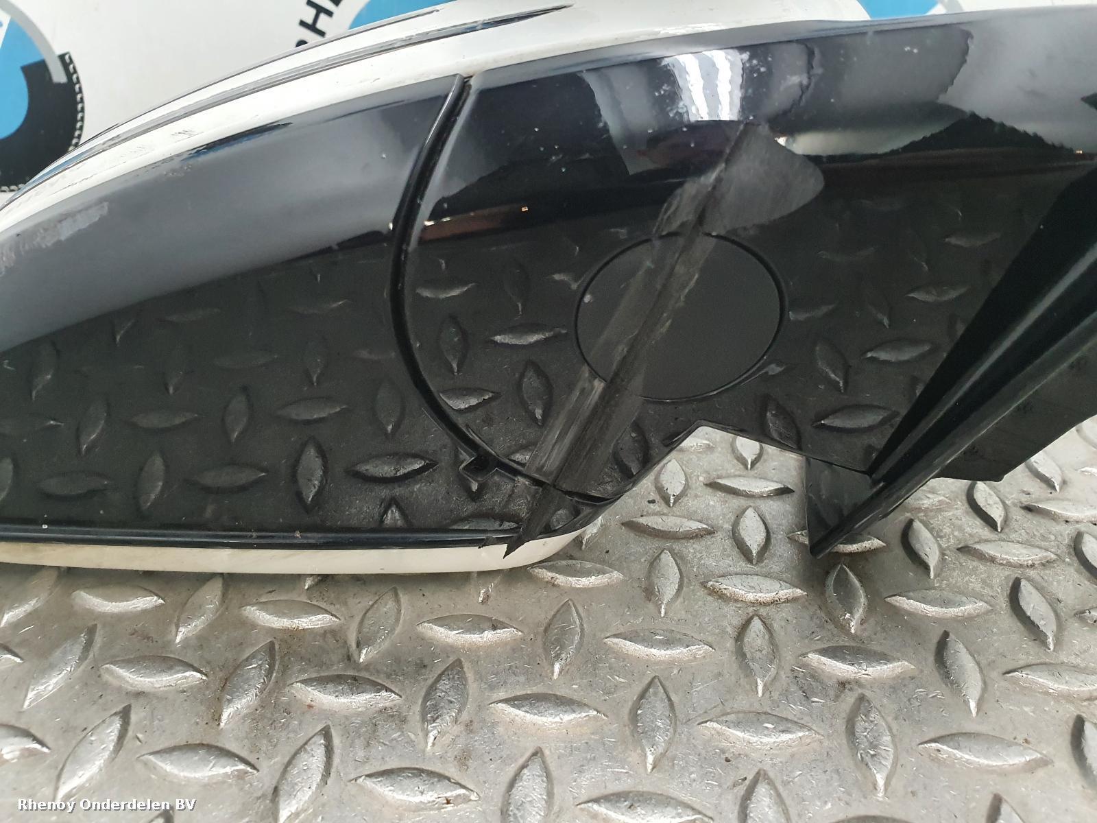 View Auto part SPIEGEL R MERCEDES E CLASS 2013