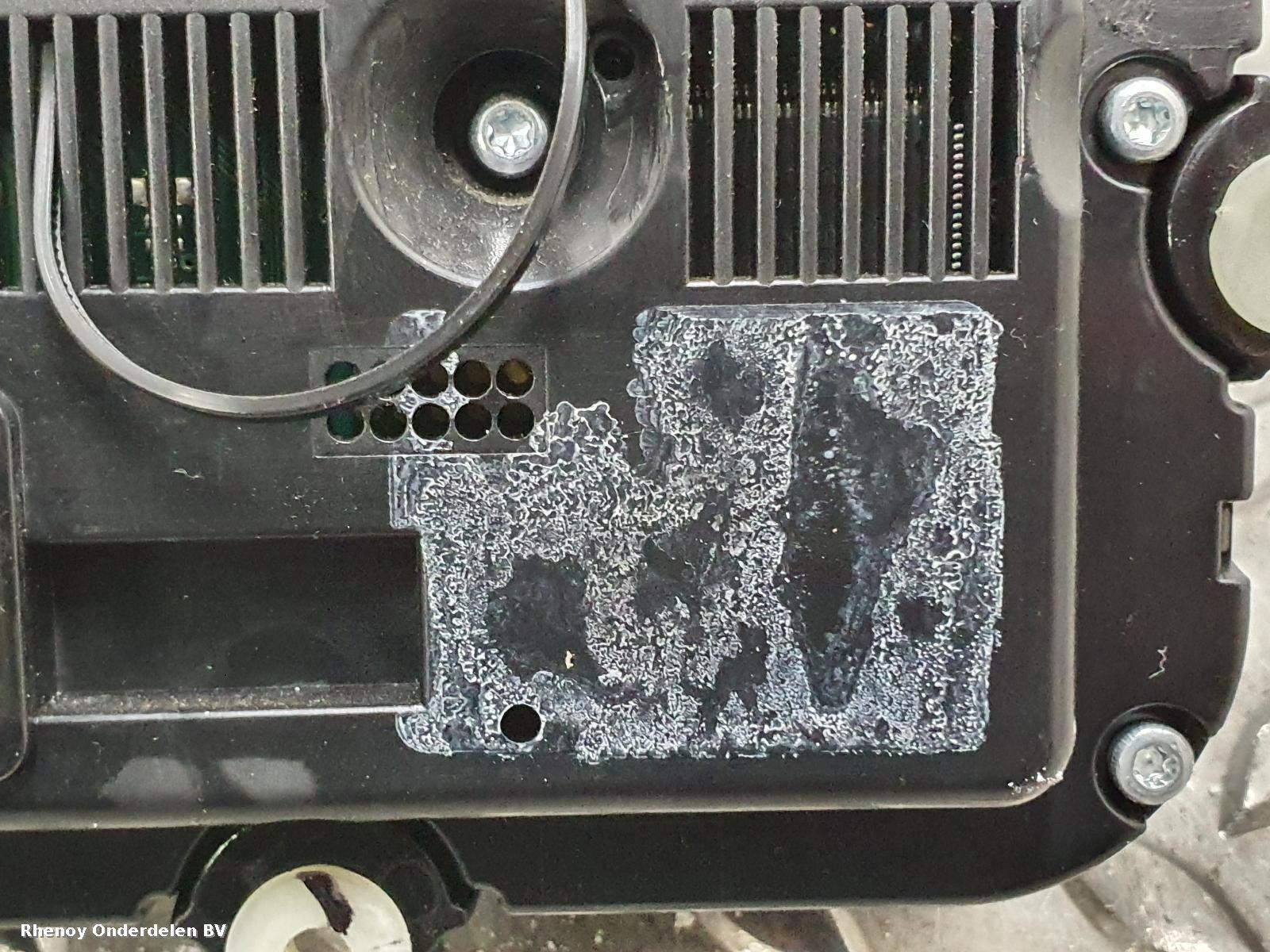 View Auto part KACHEL BEDIENINGSPANEEL VOLKSWAGEN PASSAT 2007