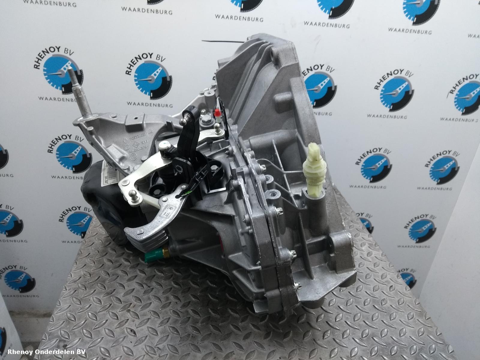 View Auto part TRANSMISSIE / VERSNELLINGSBAK DACIA DUSTER 2018