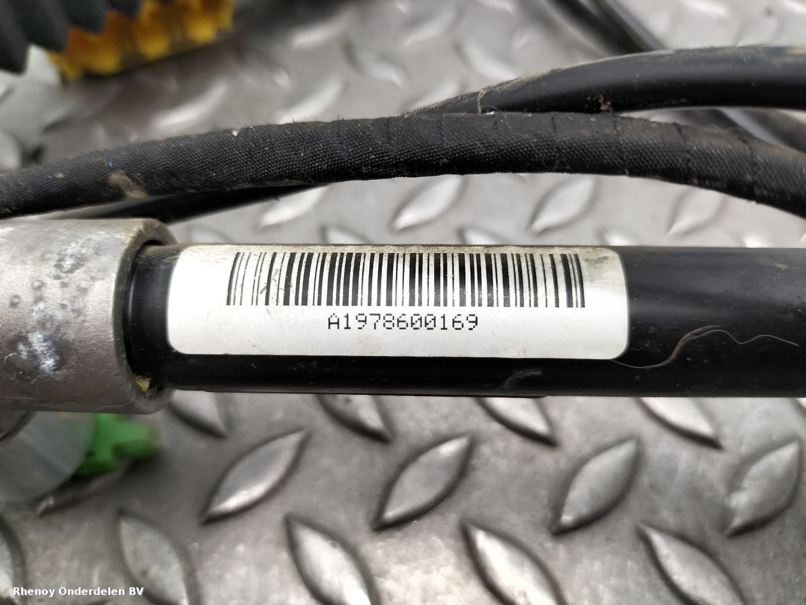 View Auto part AIRBAG SET MERCEDES SLK 2010