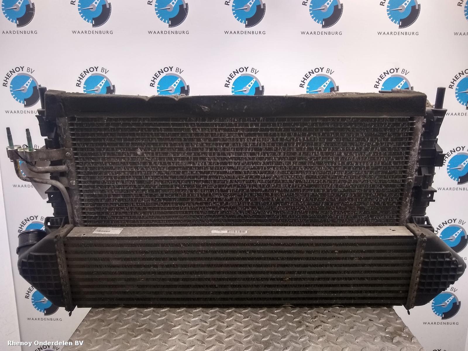 Bekijk Auto-onderdeel KOELERPAKKET FORD FOCUS 2010