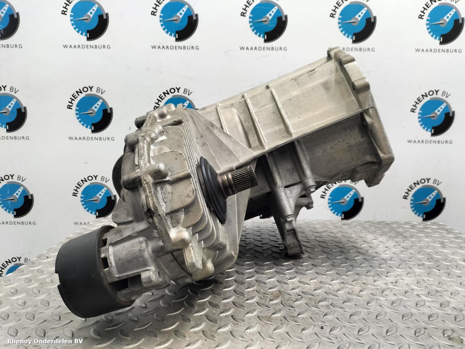 2011 VOLKSWAGEN TOUAREG TUSSENBAK View Auto part TUSSENBAK VOLKSWAGEN TOUAREG 2011