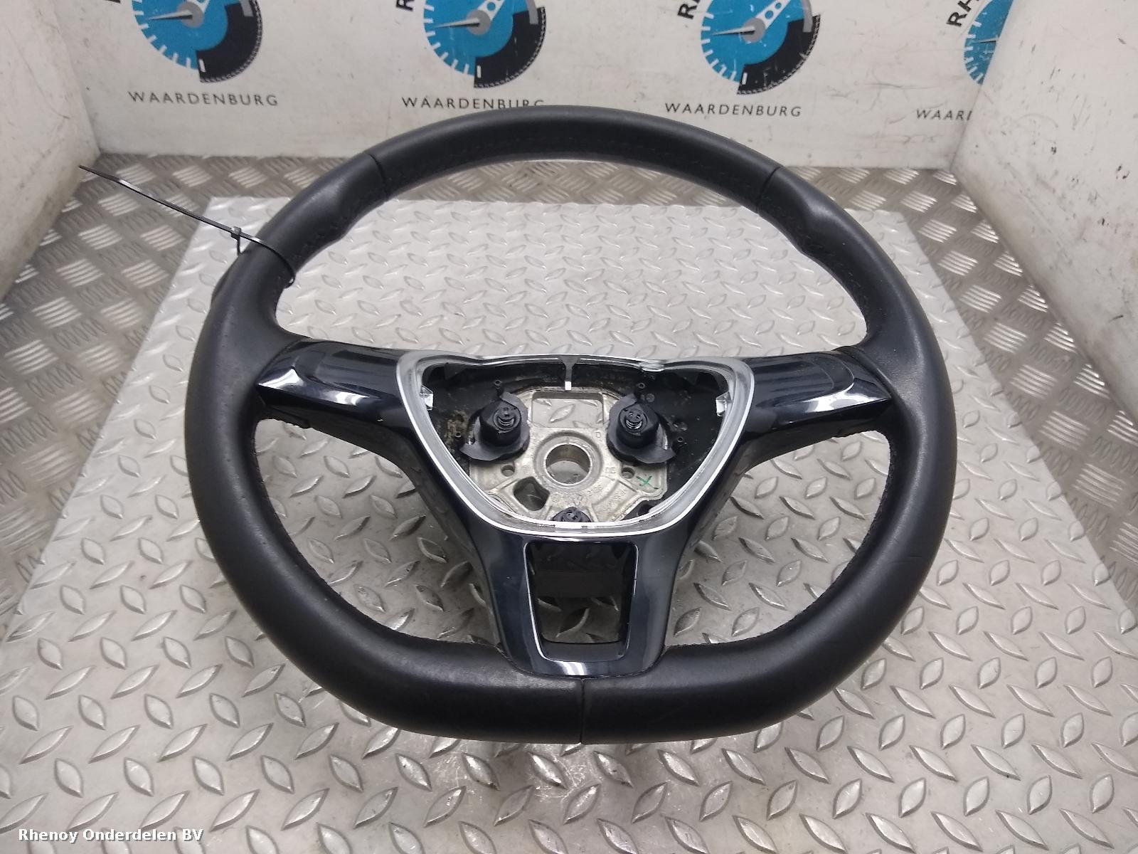 Bekijk Auto-onderdeel STUURWIEL VOLKSWAGEN POLO 2014