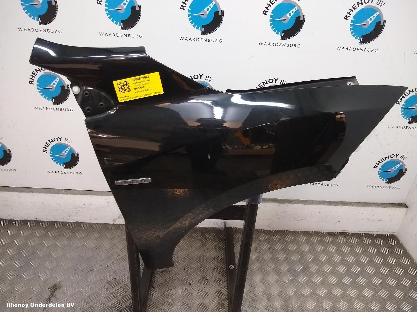 View Auto part R Wing RENAULT MEGANE 2015