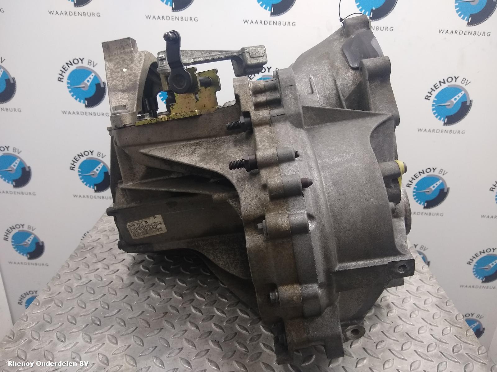 View Auto part TRANSMISSIE / VERSNELLINGSBAK FORD FOCUS C MAX 2004