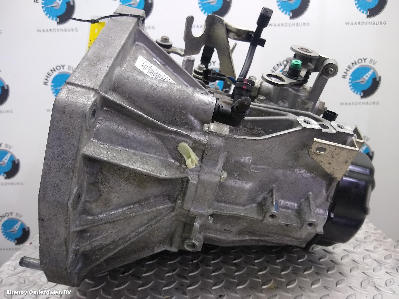 View Auto part TRANSMISSIE / VERSNELLINGSBAK SUZUKI SX4 2010