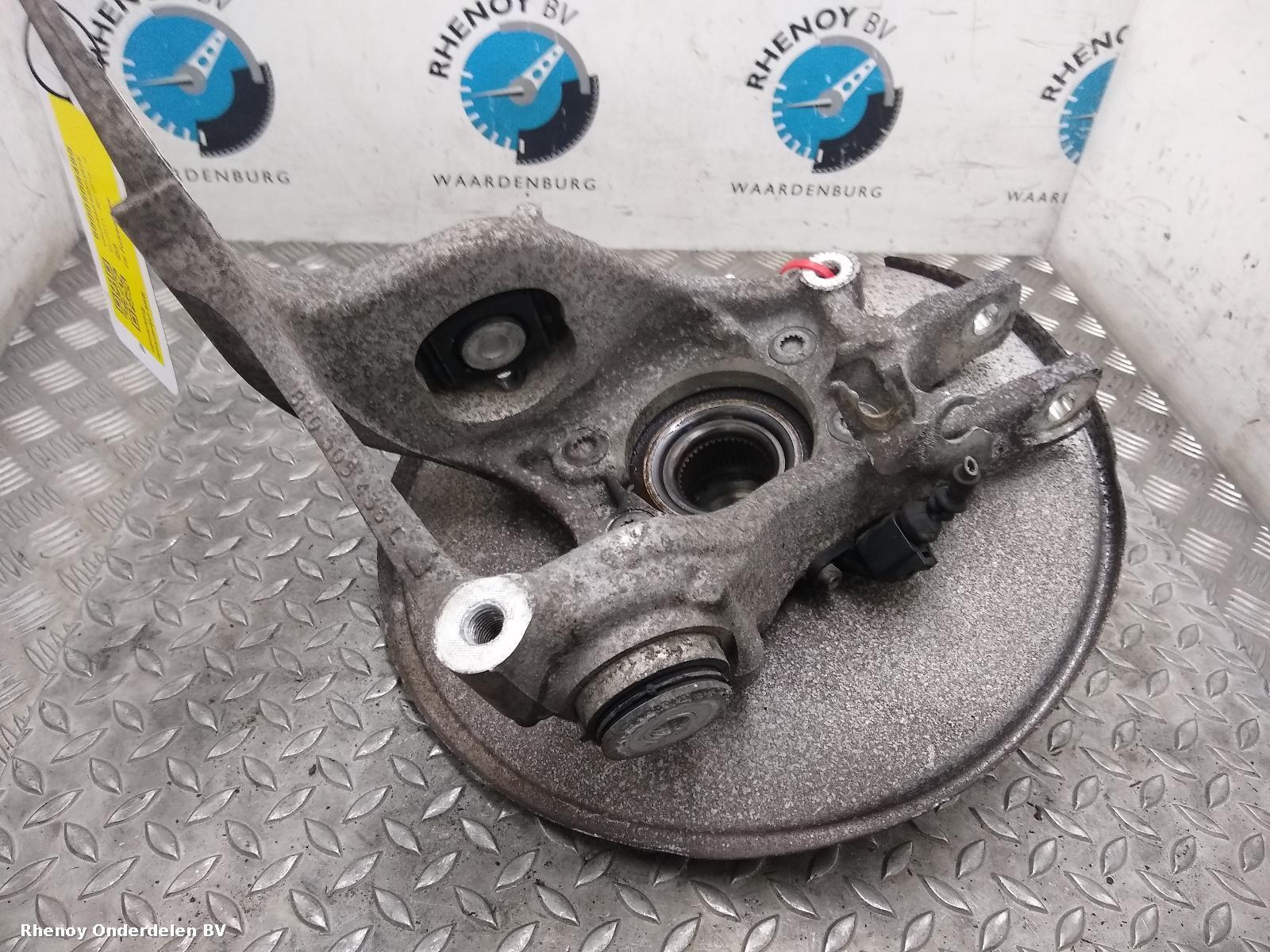 Bekijk Auto-onderdeel FUSEE RA  AUDI Q5 2011