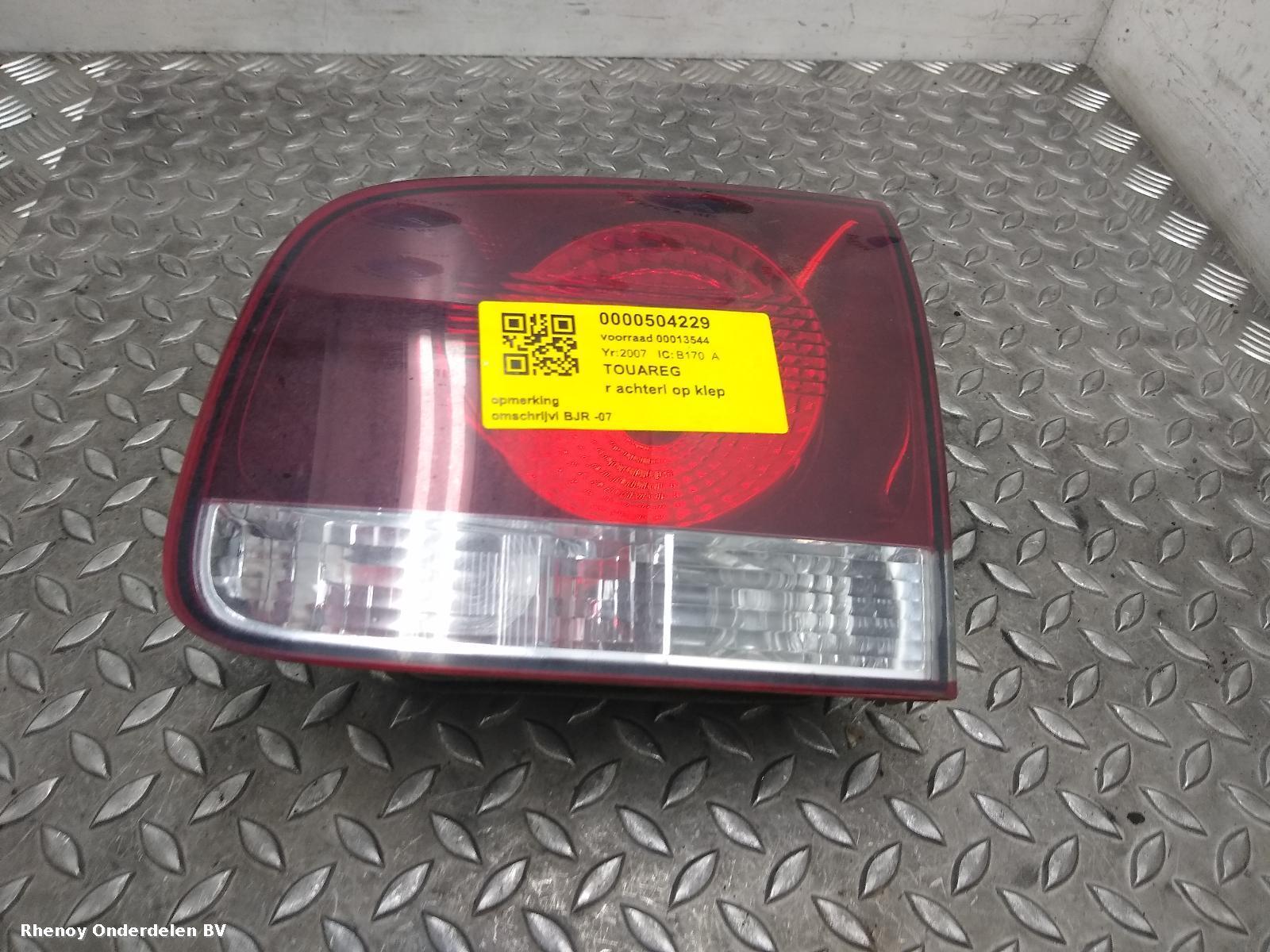 Bekijk Auto-onderdeel ACHTERLICHT R VOLKSWAGEN TOUAREG 2007