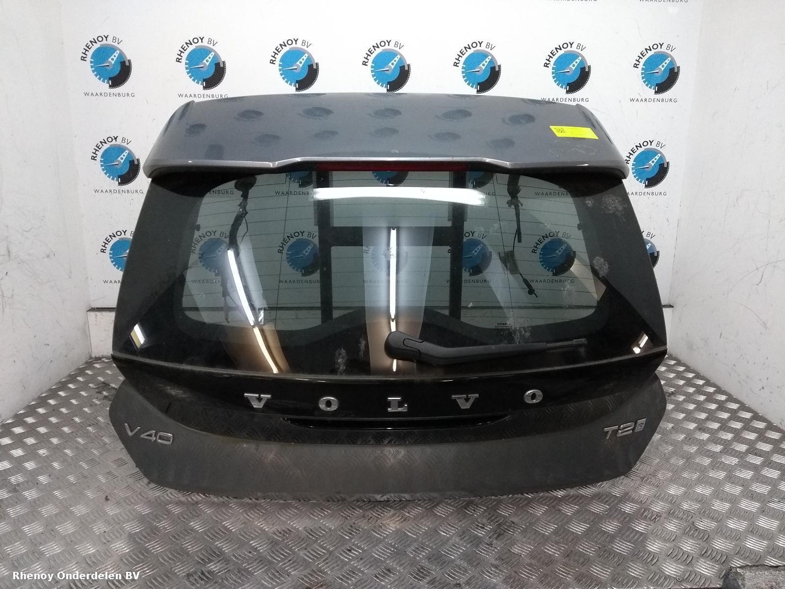 Bekijk Auto-onderdeel ACHTERKLEP VOLVO V40 2017