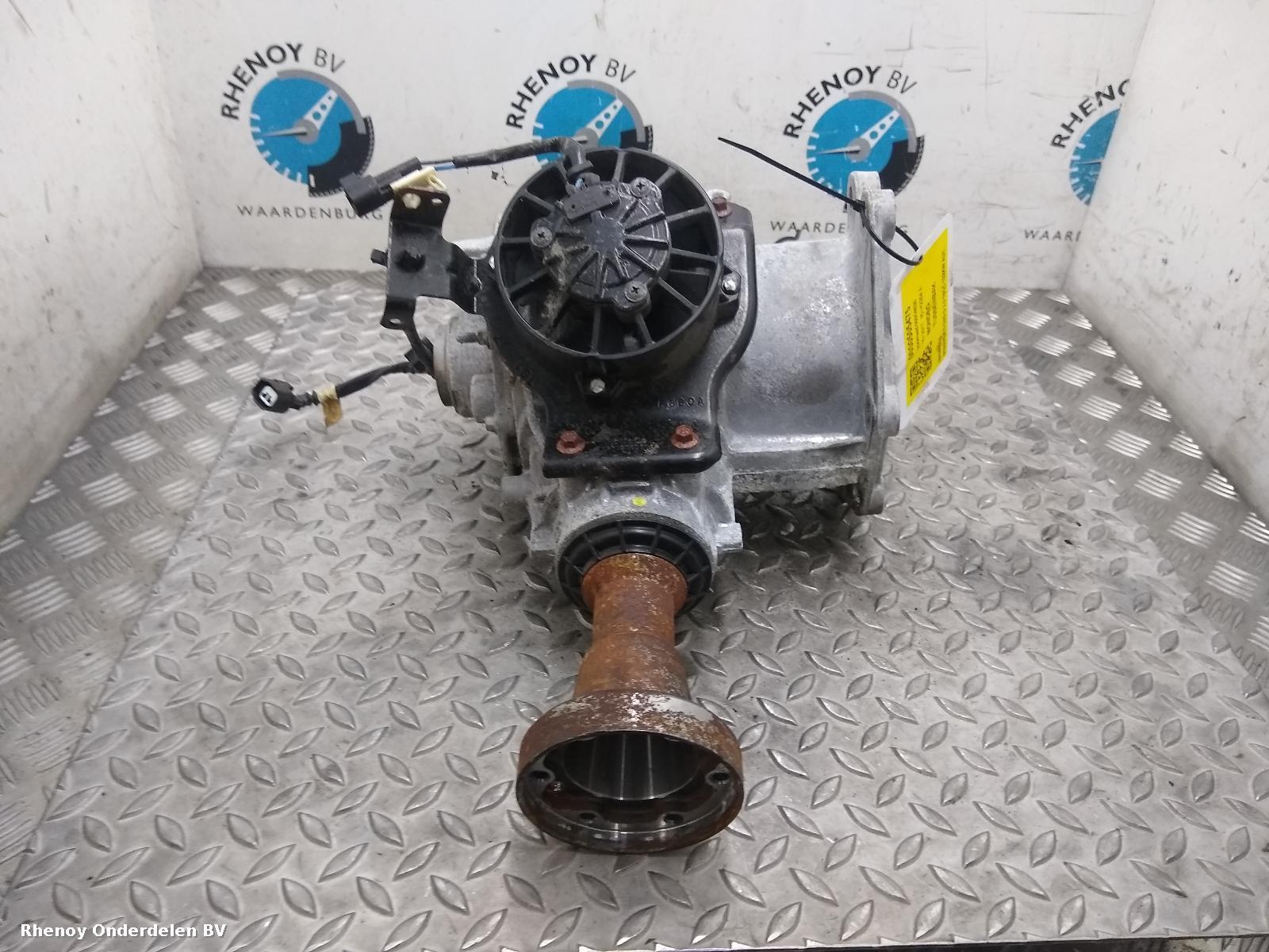 2017 FORD MONDEO TUSSENBAK View Auto part TUSSENBAK FORD MONDEO 2017