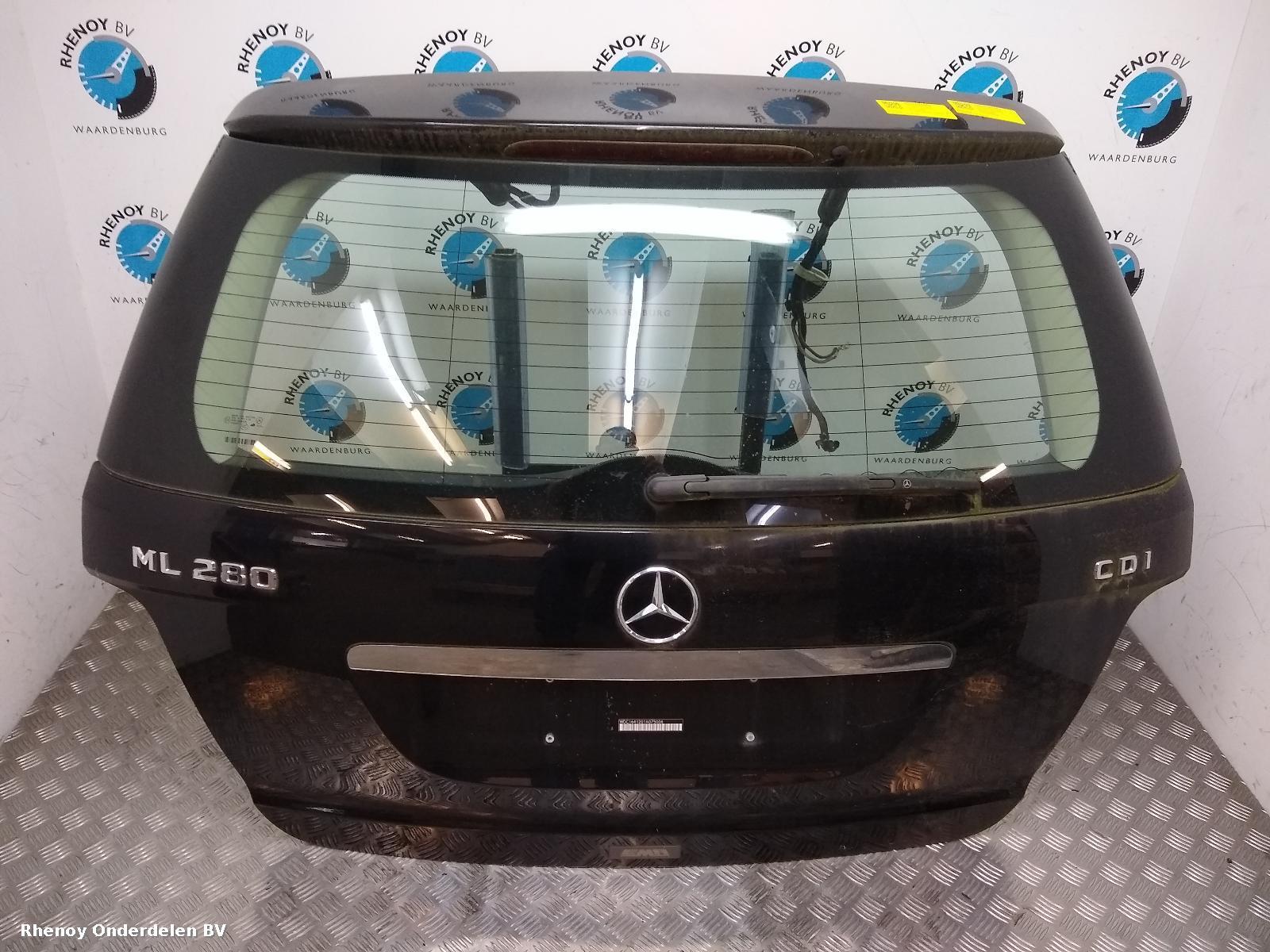Bekijk Auto-onderdeel ACHTERKLEP MERCEDES M CLASS 2006